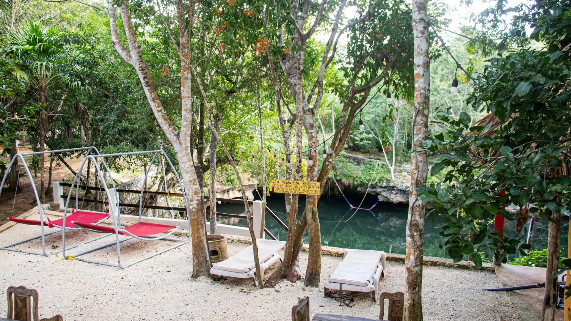 Cenote Popol Vuh Guest House Leona Vicario Country house