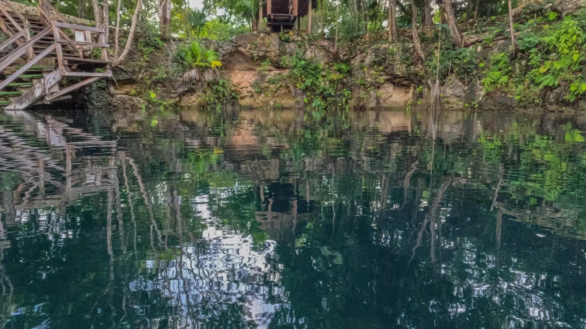 Country house Cenote Popol Vuh Guest House Leona Vicario Mexico