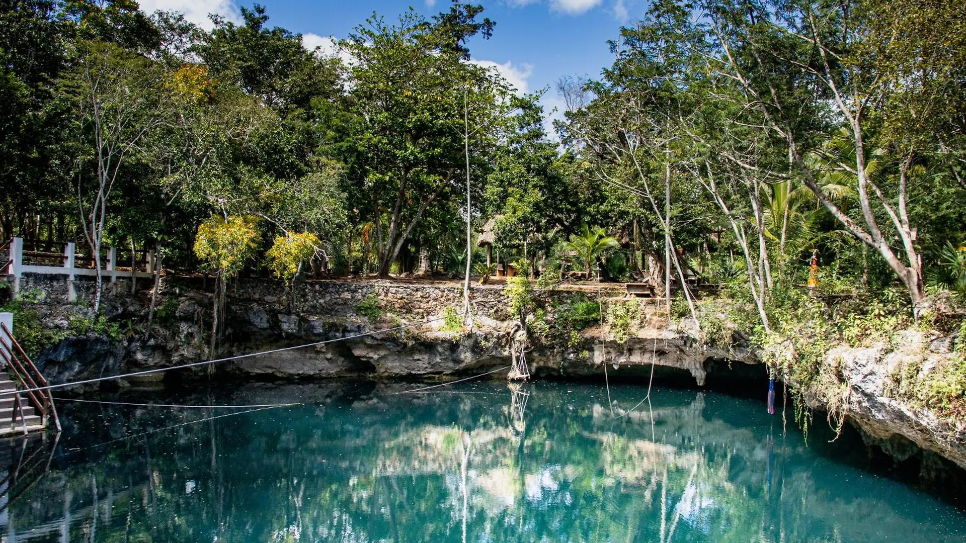 Летний дом Гостевой дом Cenote Popol Vuh Леона-Викарио Мексика